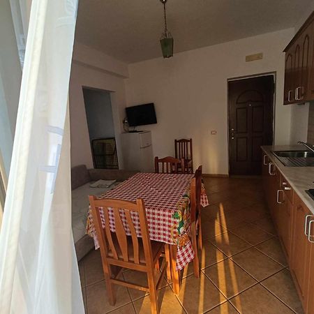 Alti Holiday Apartments One Orikum Extérieur photo